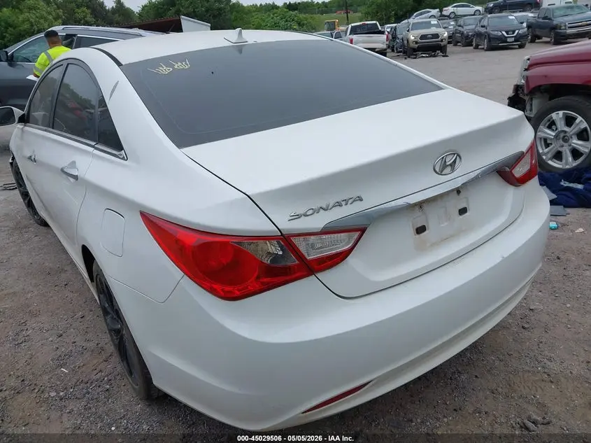2013 HYUNDAI SONATA GLS