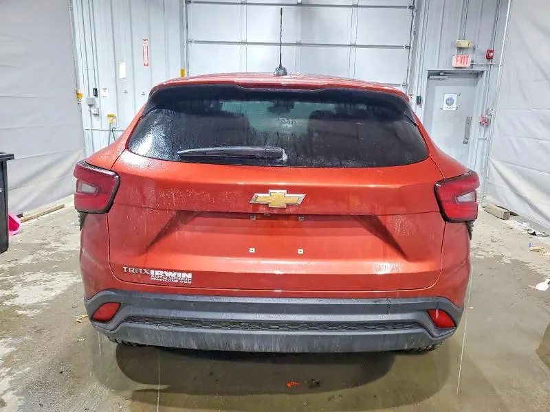 2024 CHEVROLET TRAX LS  