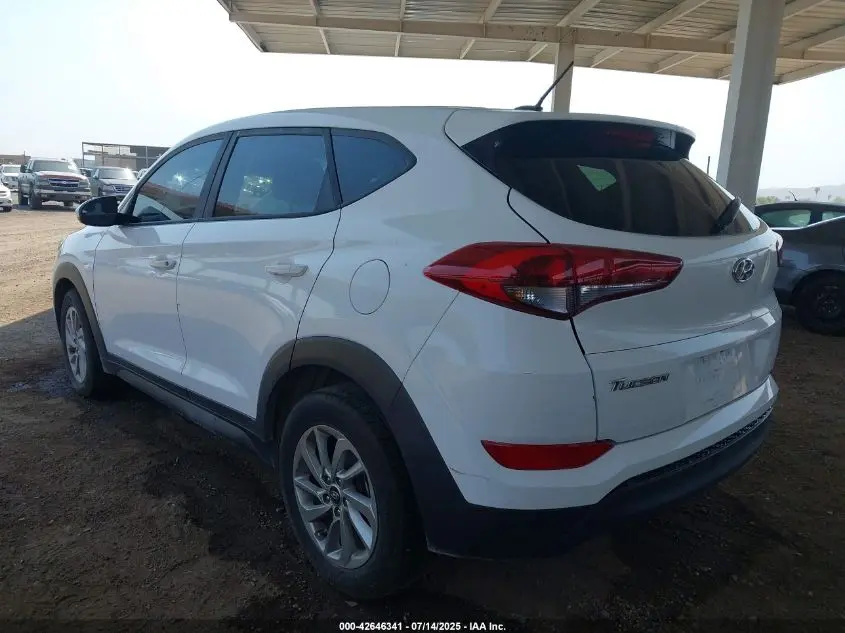 2017 HYUNDAI TUCSON SE