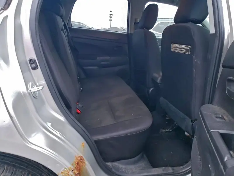 2013 MITSUBISHI OUTLANDER SPORT ES  