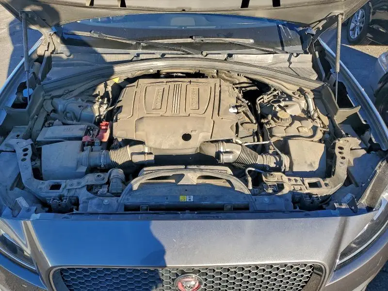 2017 JAGUAR F-PACE PREMIUM  