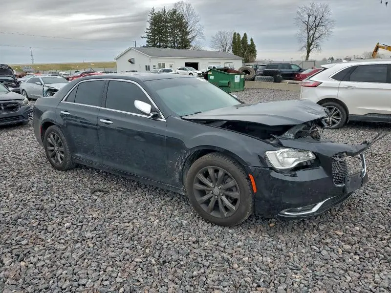 2016 CHRYSLER 300C   