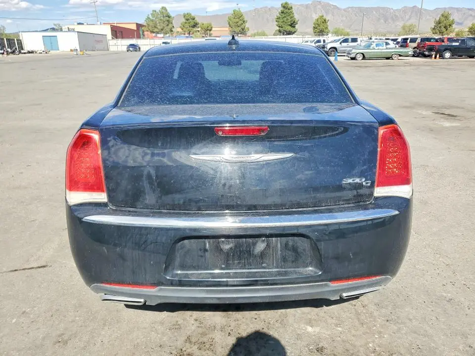 2015 CHRYSLER 300C   