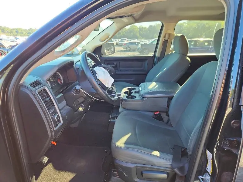 2016 RAM 1500 ST  