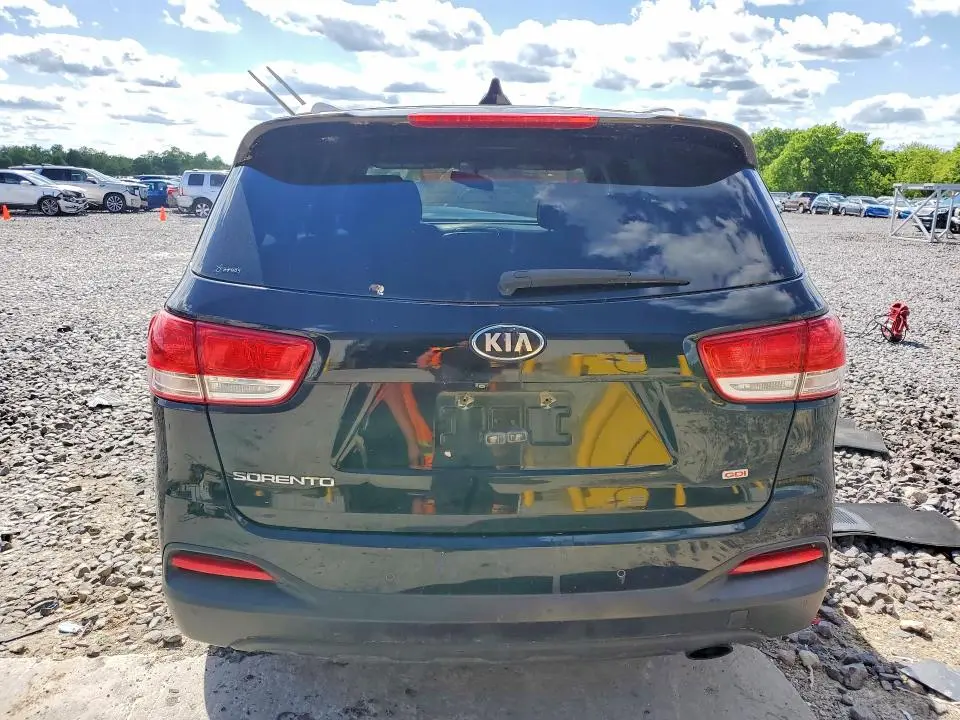 2016 KIA SORENTO LX  