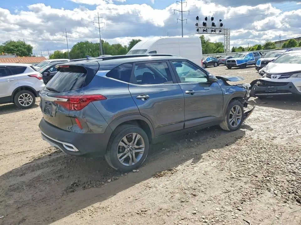 2023 KIA SELTOS S  