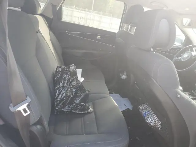 2016 KIA SORENTO LX  