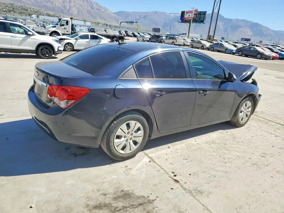 2014 CHEVROLET CRUZE LS  