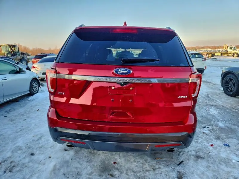 2017 FORD EXPLORER XLT  