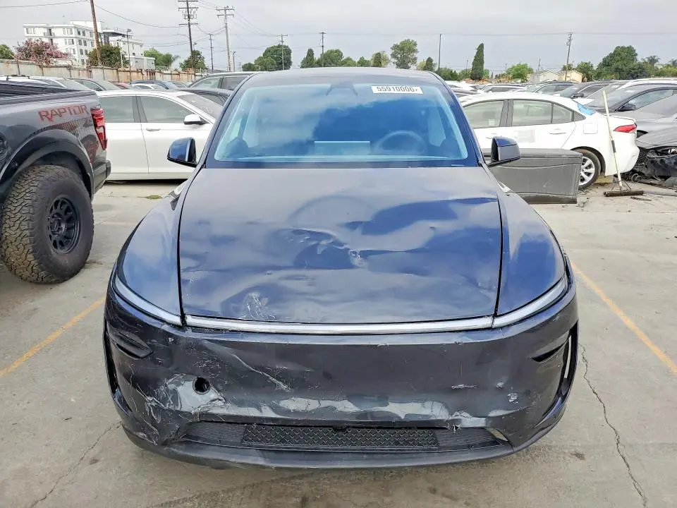 2026 TESLA MODEL Y   