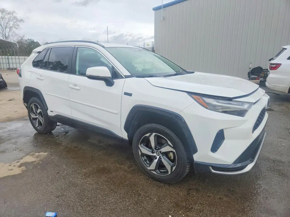 2023 TOYOTA RAV4 PRIME SE  