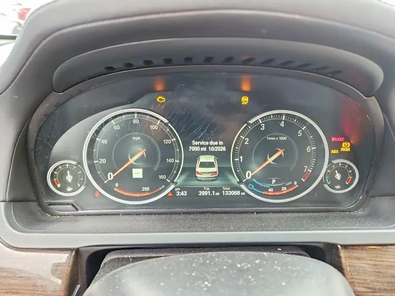 2015 BMW 750 XI  