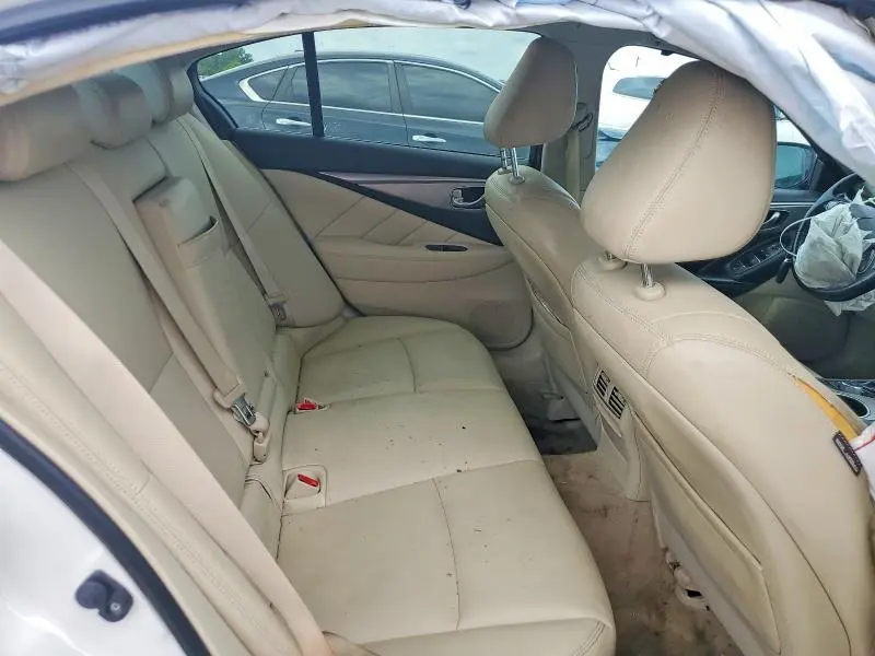 2015 INFINITI Q50 PREMIUM  