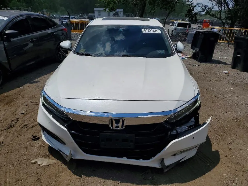 2020 HONDA ACCORD TOURING  