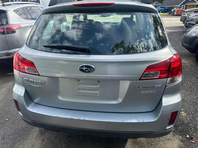2012 SUBARU OUTBACK 2.5I  