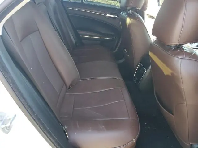2016 CHRYSLER 300 LIMITED
