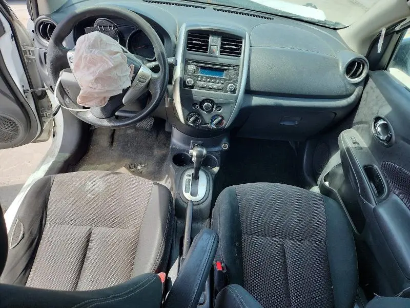2018 NISSAN VERSA SV  