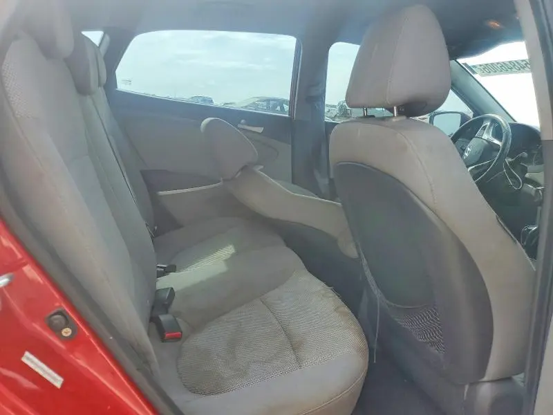 2012 HYUNDAI ACCENT GLS   