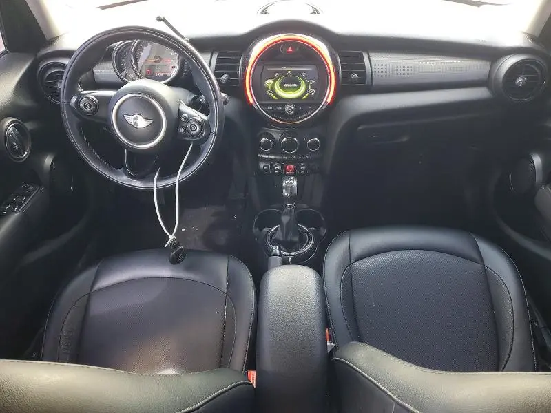 2016 MINI COOPER   