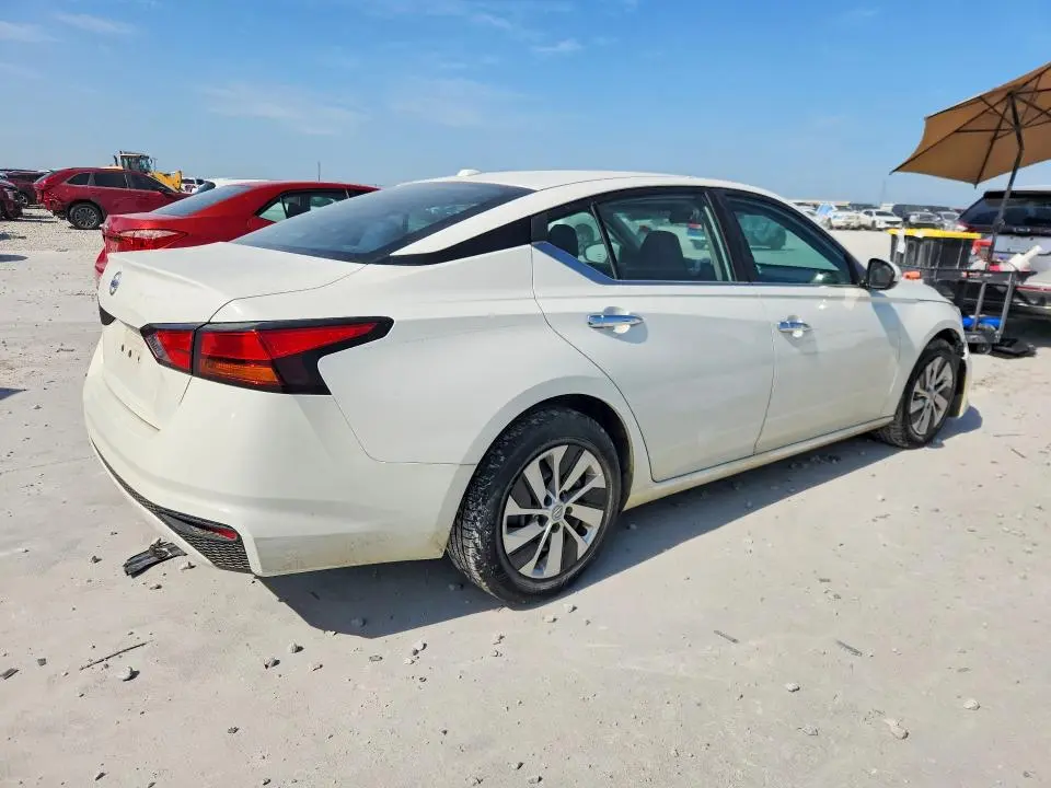 2020 NISSAN ALTIMA S  