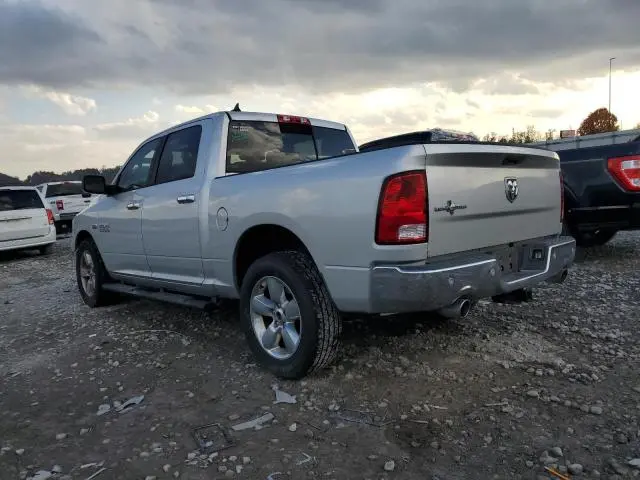 2016 RAM 1500 SLT  