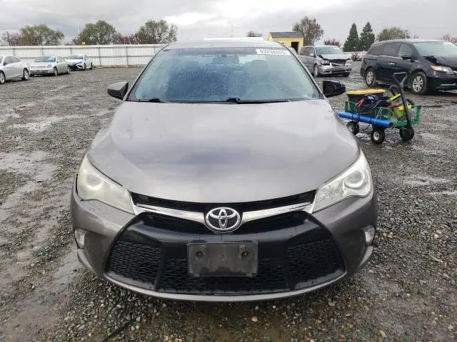 2016 TOYOTA CAMRY LE  