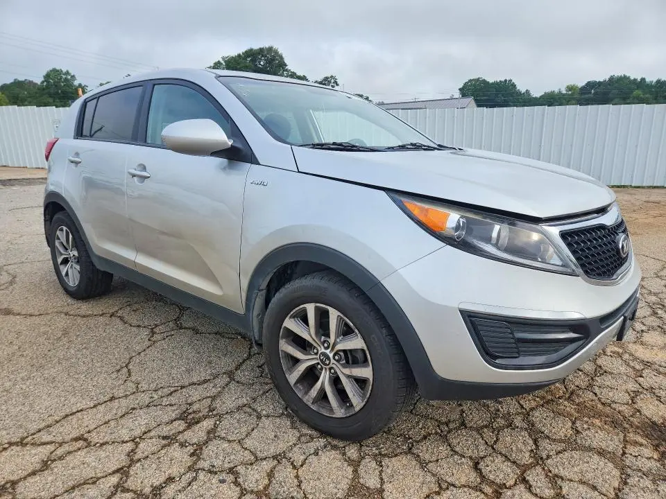 2016 KIA SPORTAGE LX  