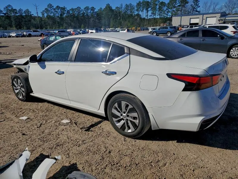 2023 NISSAN ALTIMA S  