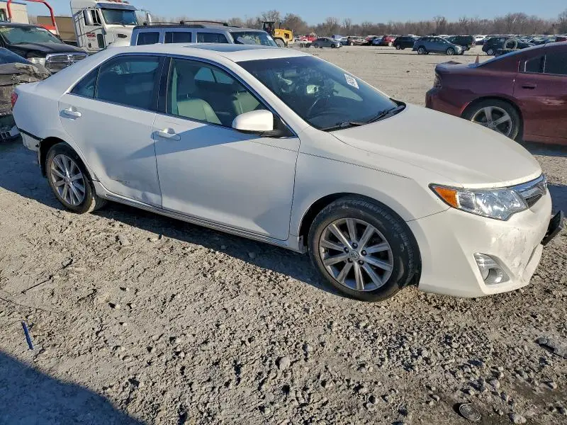 2012 TOYOTA CAMRY SE  