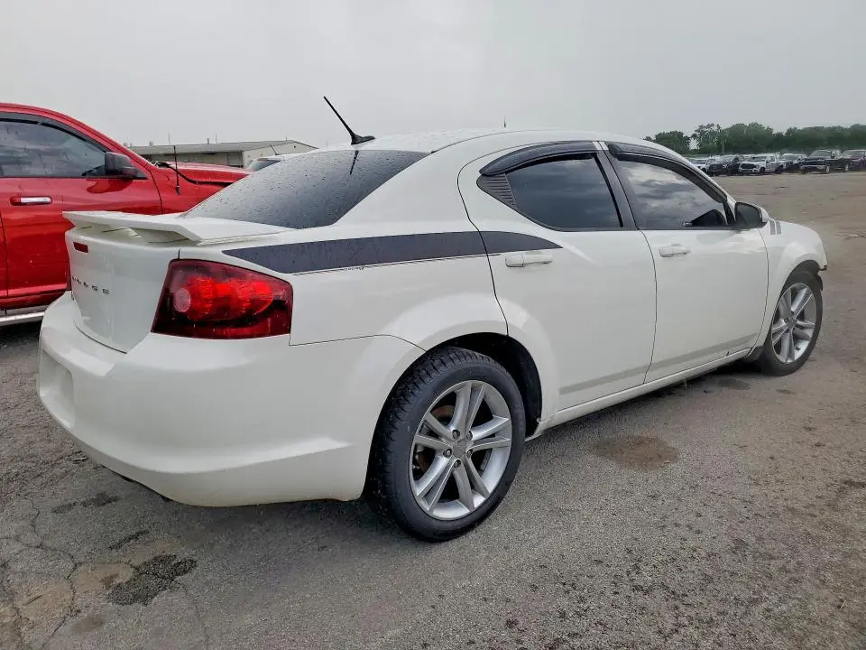 2011 DODGE AVENGER MAINSTREET  