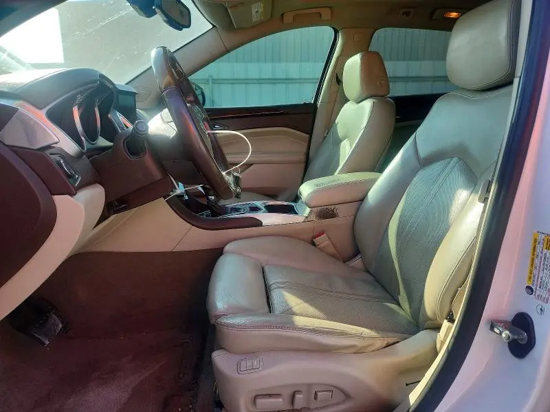 2011 CADILLAC SRX LUXURY COLLECTION  