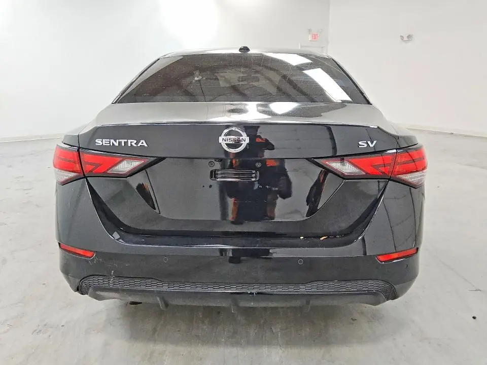 2021 NISSAN SENTRA SV  