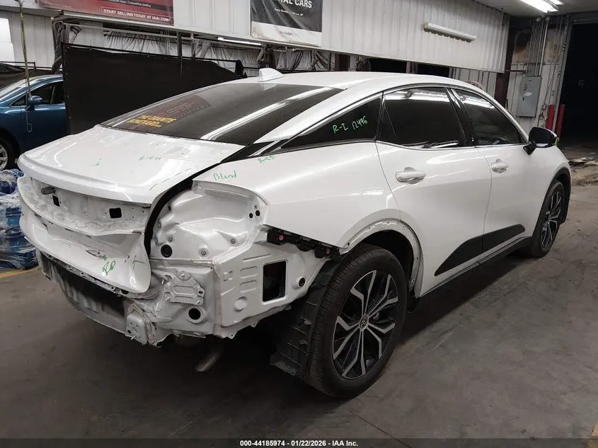 2023 TOYOTA CROWN XLE