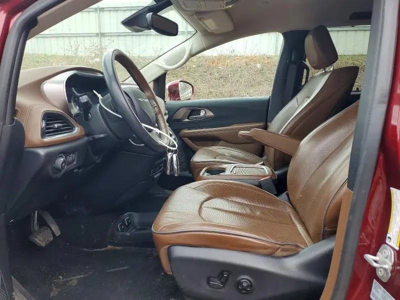 2017 CHRYSLER PACIFICA LIMITED  