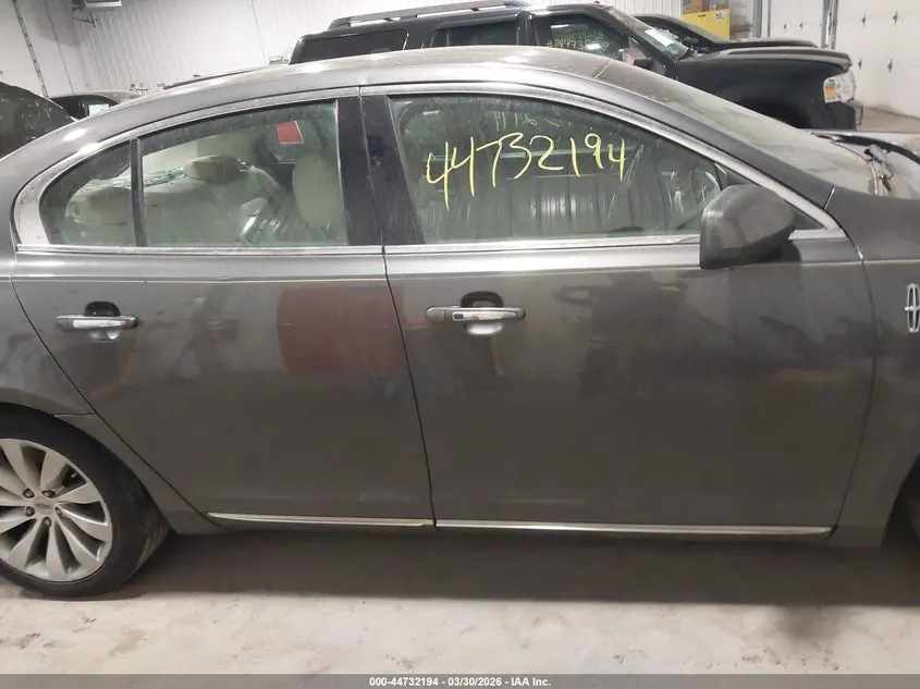 2015 LINCOLN MKS  