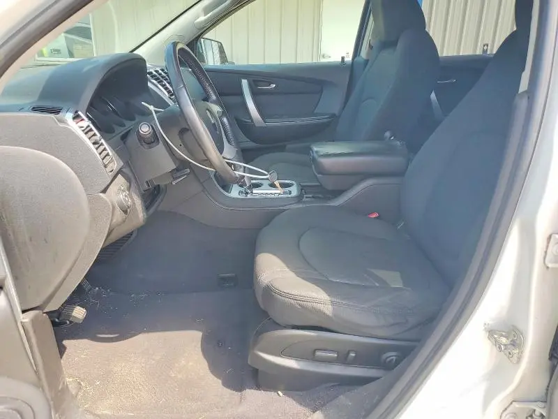 2011 GMC ACADIA SLE  