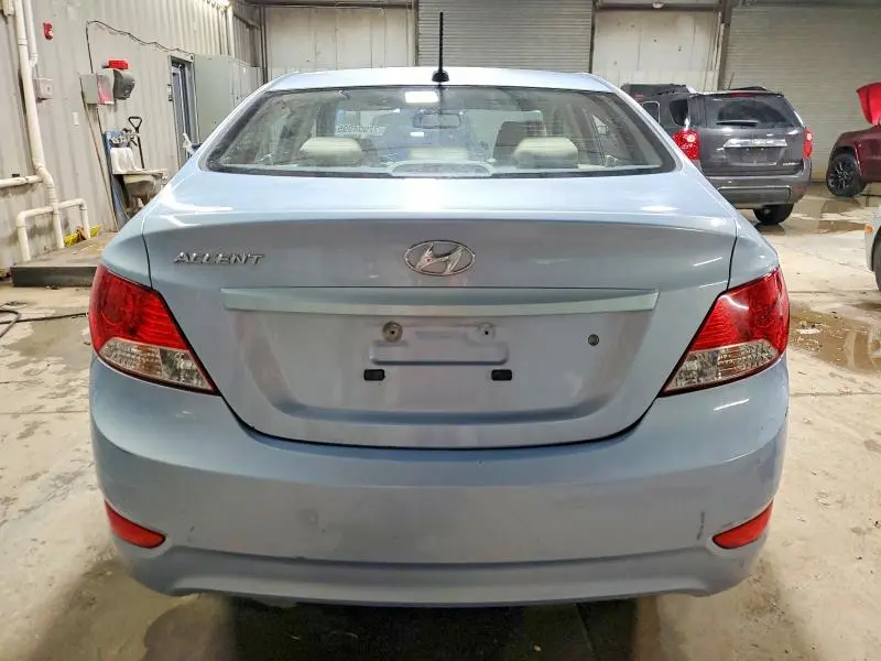 2013 HYUNDAI ACCENT GLS  