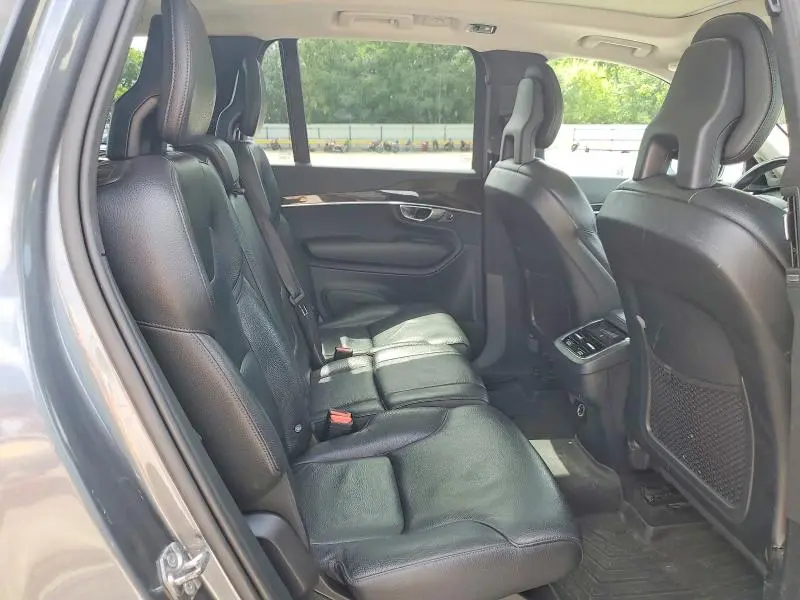 2018 VOLVO XC90 T6  