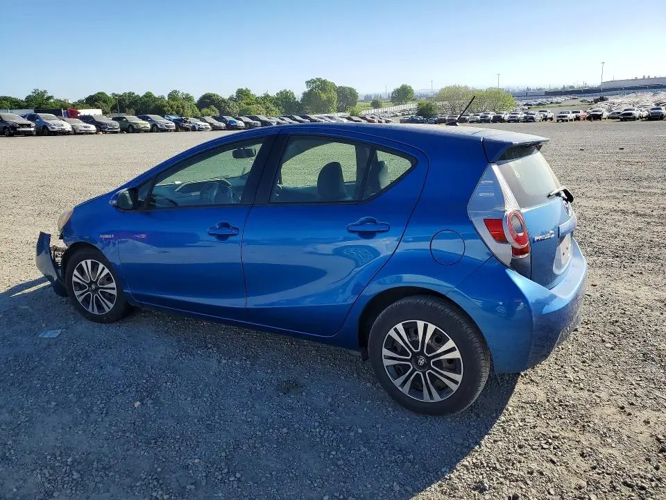 2013 TOYOTA PRIUS C   