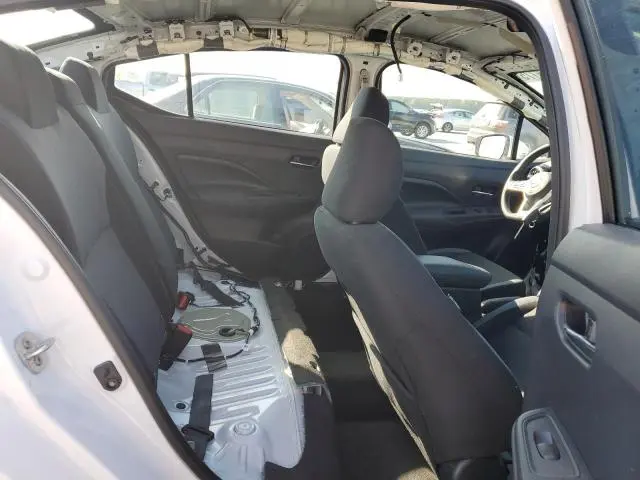2025 NISSAN VERSA SV  