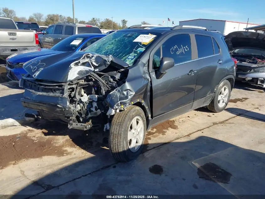 2017 CHEVROLET TRAX LT