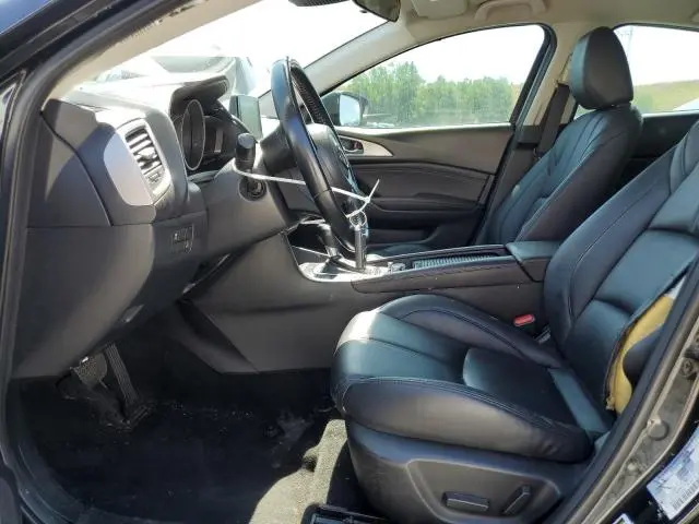 2018 MAZDA 3 TOURING  