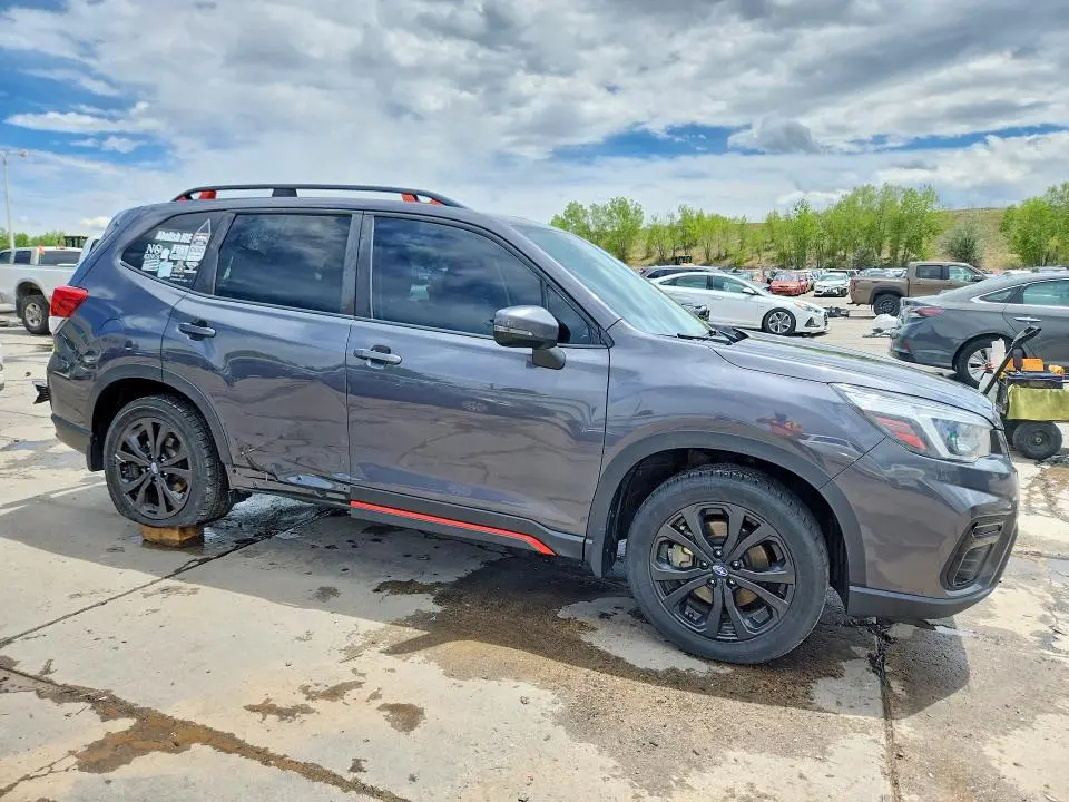 2021 SUBARU FORESTER SPORT  