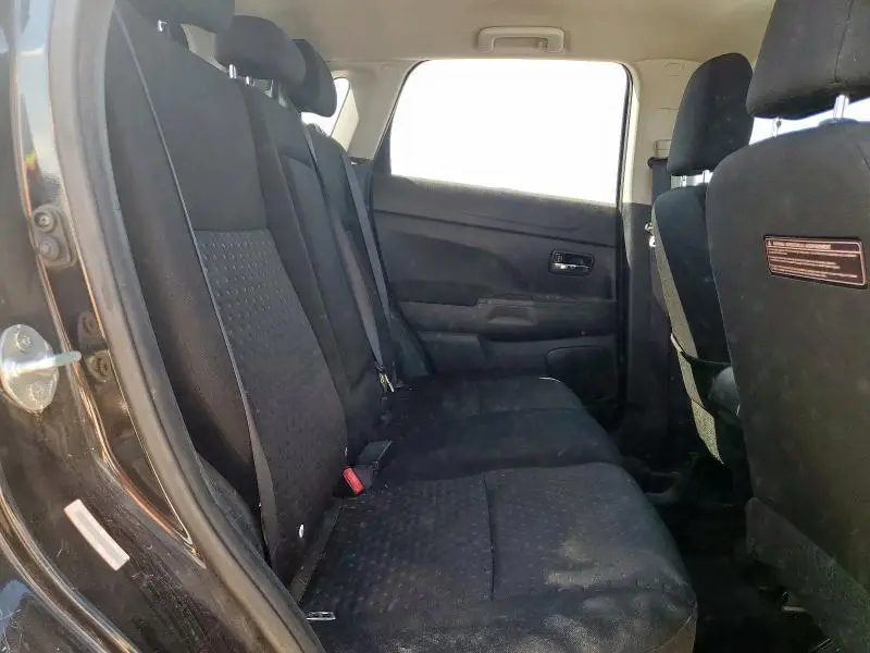 2011 MITSUBISHI OUTLANDER SPORT SE  