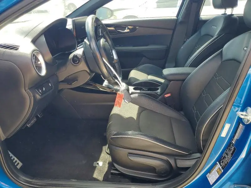 2023 KIA FORTE GT LINE  