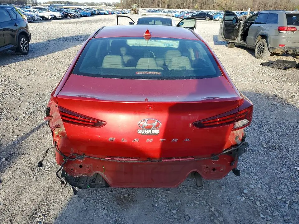 2019 HYUNDAI ELANTRA SEL  