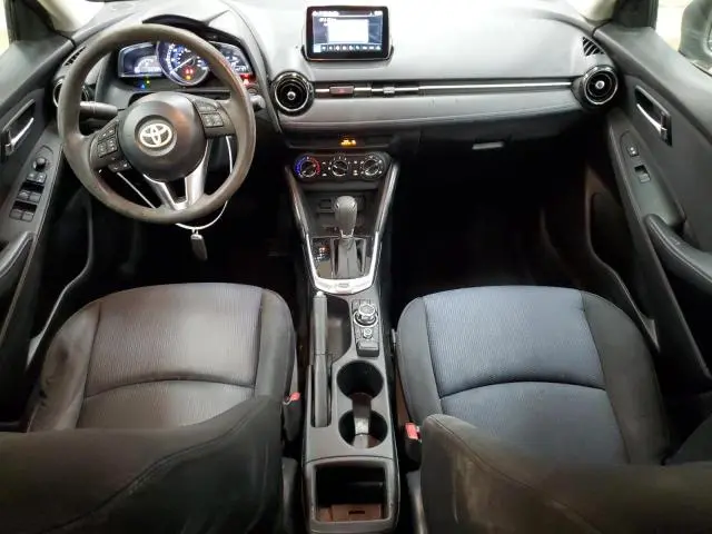 2017 TOYOTA YARIS IA   