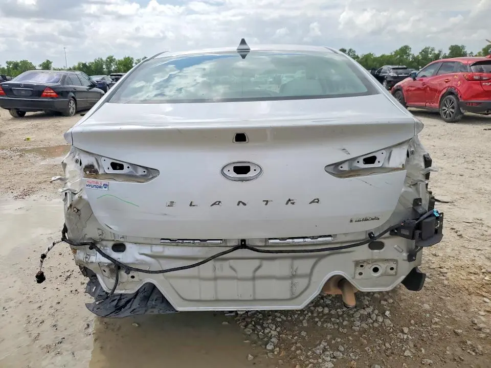 2019 HYUNDAI ELANTRA LIMITED  