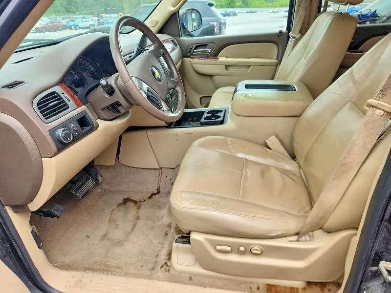 2011 CHEVROLET TAHOE C1500 LT  