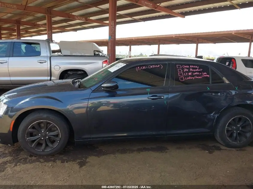 2016 CHRYSLER 300 LIMITED